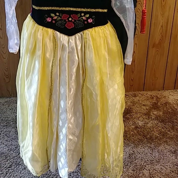 Rare Vintage Snow White dress with accessories - Picture 2 of 4